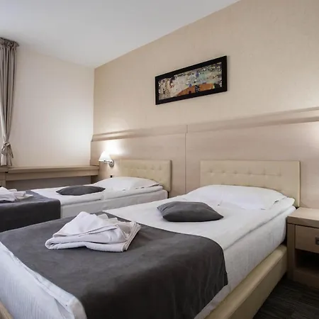Angella & Hotel